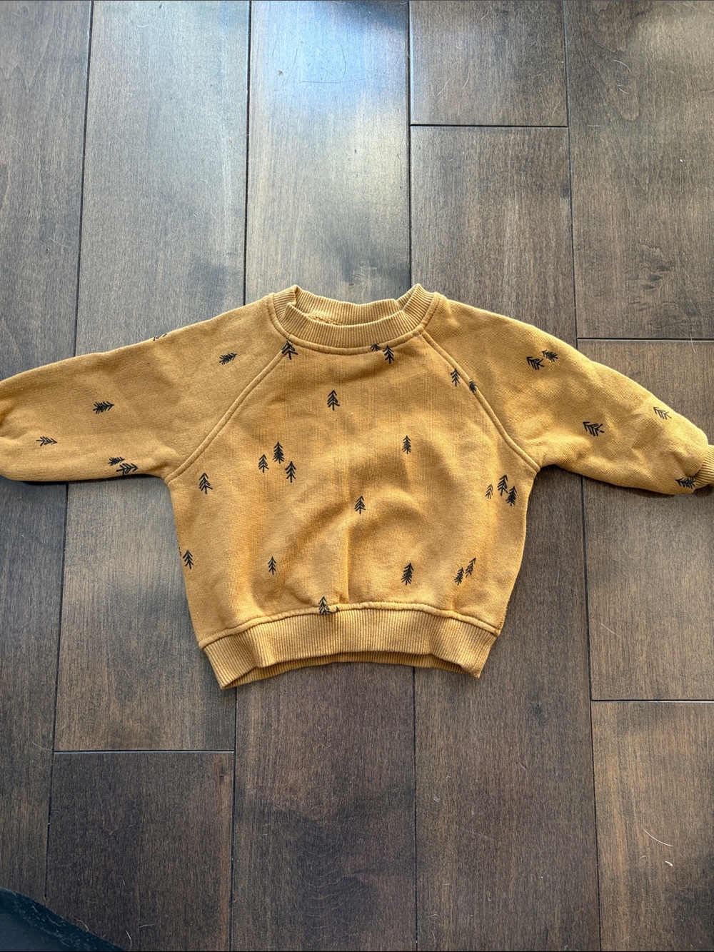 Zara Mustard Sweatshirt with Tiny Tree Motif